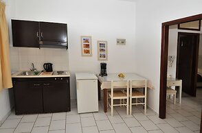 Pennystella Apartments