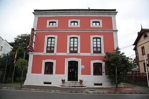 Hotel Puente Romano