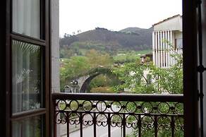 Hotel Puente Romano