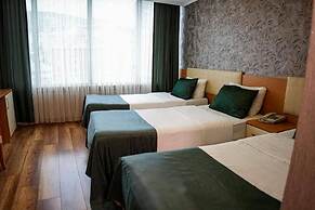 Park Square Hotel