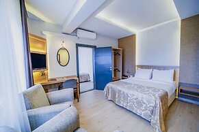 Aksular Hotel