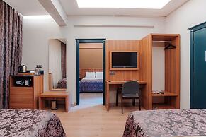 Aksular Hotel