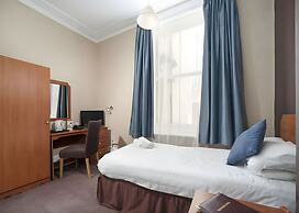 The Carlton Hotel