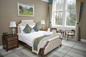 The Glenburn Hotel
