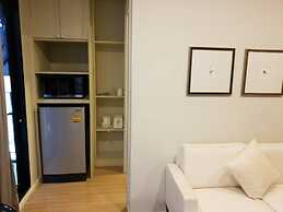Dlux Condominium