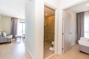 Dlux Condominium