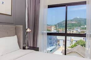 Dlux Condominium