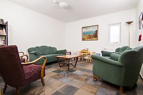 Start Hostel
