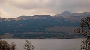 The Tarbet Hotel