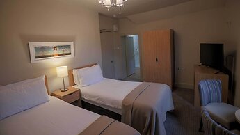 The Tarbet Hotel
