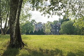 The Tarbet Hotel