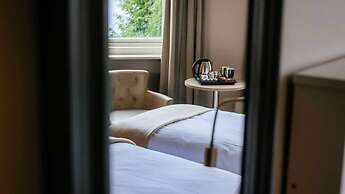 The Tarbet Hotel