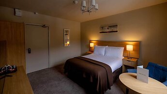 The Tarbet Hotel