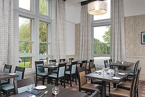 The Tarbet Hotel
