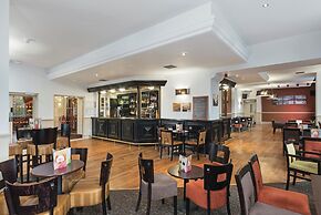 The Tarbet Hotel