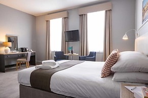 The New Southlands Hotel