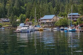 Bathgate Resort and Marina