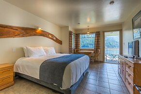 Bathgate Resort and Marina