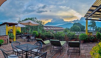 Las Camelias Inn