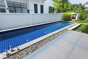 WE by Sirin Pool Villa Huahin