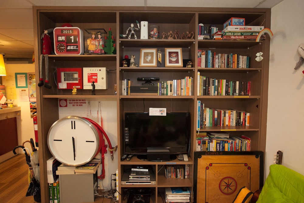River City Inn - Hostel