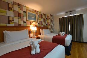 Royal Suites Condotel