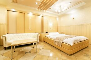 Hotel Luna Sennan - Adults Only