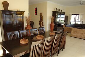 Villa Pelangi Bali
