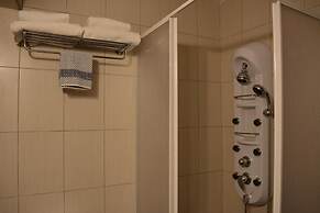 Hera Hotel
