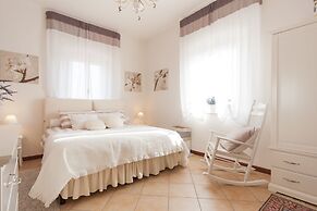 Nina Guest House