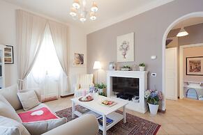 Nina Guest House