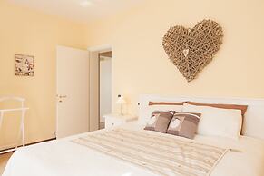 Nina Guest House