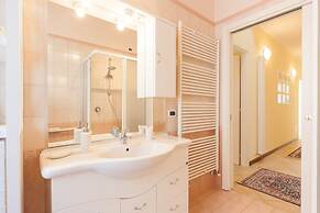 Nina Guest House