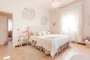 Nina Guest House