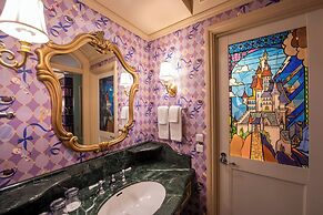 Tokyo Disneyland Hotel