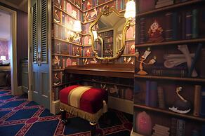 Tokyo Disneyland Hotel