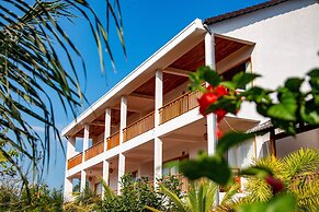 La Casa Resort