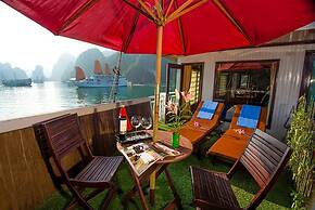 Halong Royal Palace Cruise