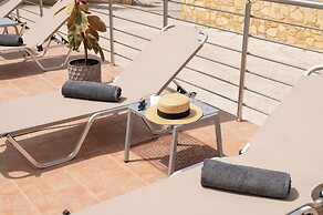 Thelesi Apartments