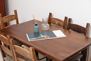 Thelesi Apartments
