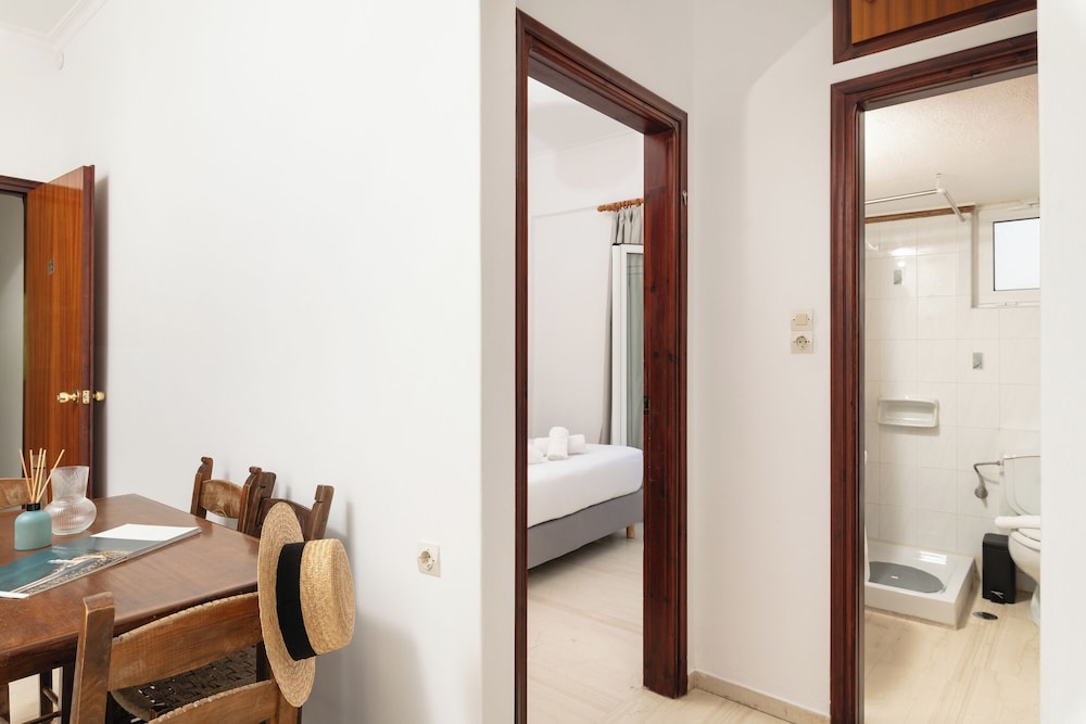 Thelesi Apartments