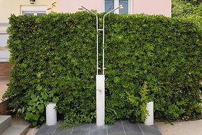Thelesi Apartments