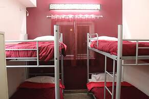 Joey's Hostel