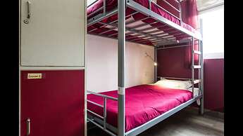 Joey's Hostel