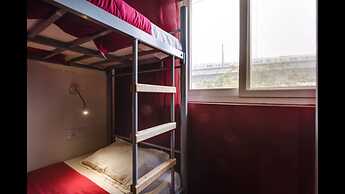 Joey's Hostel