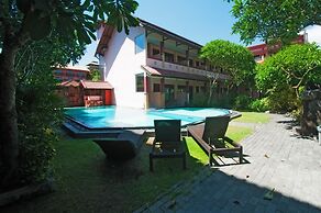 Pesona Beach Inn