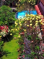 Pesona Beach Inn