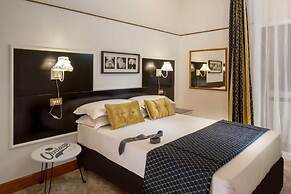 Amalia Suites