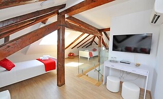 Nirvana Luxury Rooms