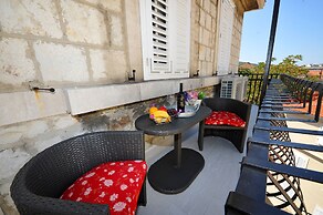 Nirvana Luxury Rooms